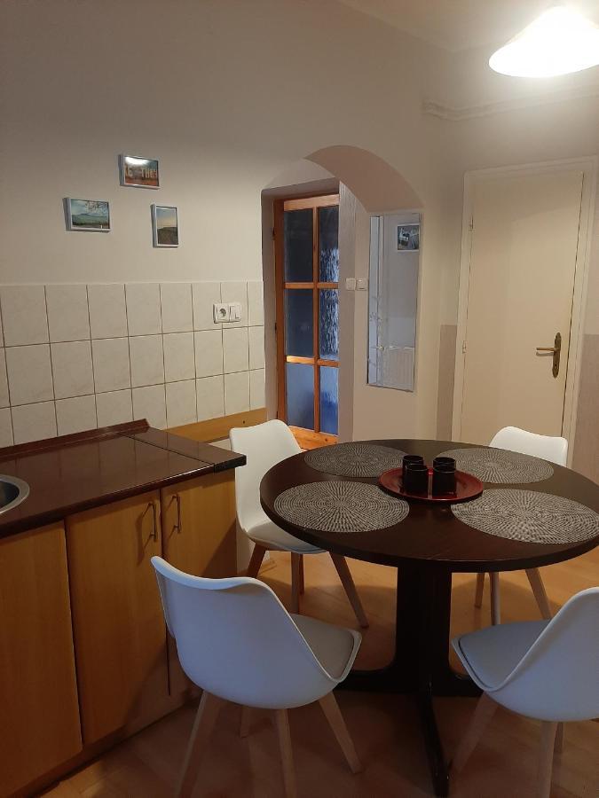 شقة كيستاي  في Apartman Harmony المظهر الخارجي الصورة